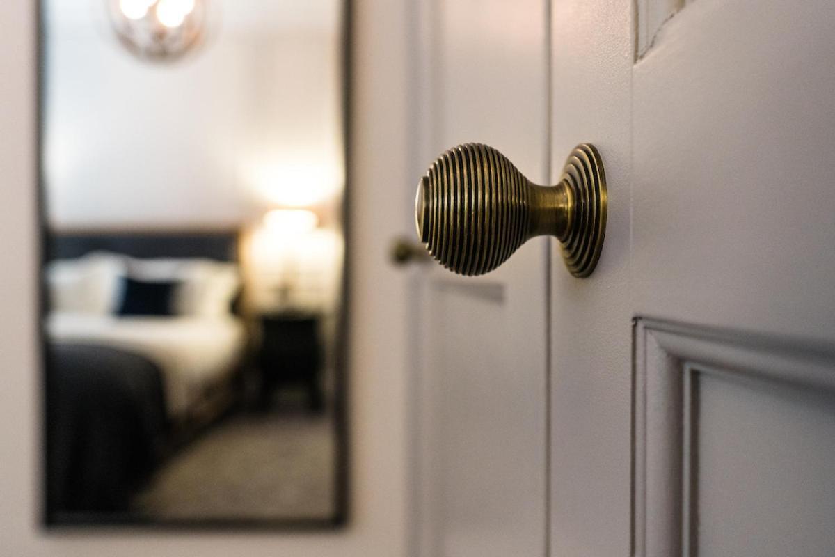 Regency House Aparthotel Belfast Exterior photo